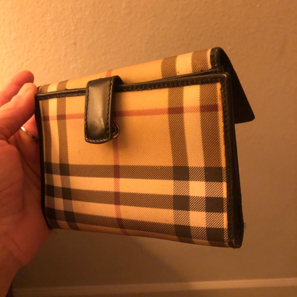 Burberry Wallet - Picture 3 of 6
